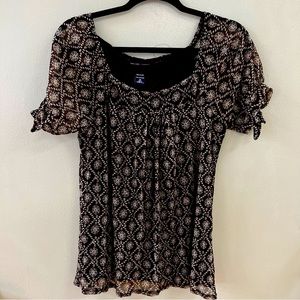 NY & COMPANY SIZE M SHIRT short tied sleeves